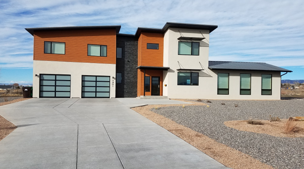 Garage Doors in Dixon